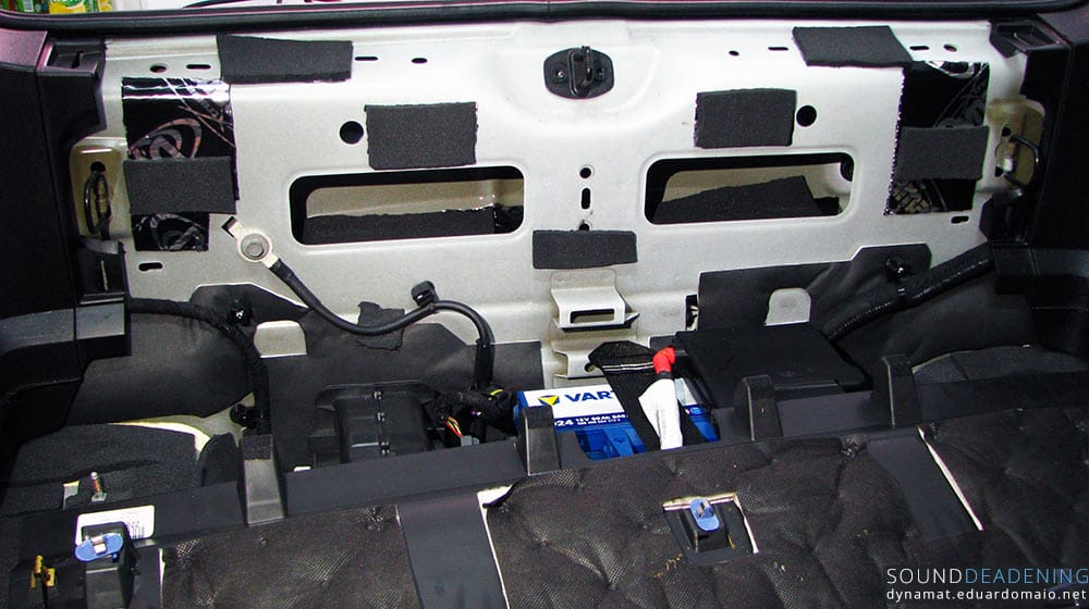 Rear end panel