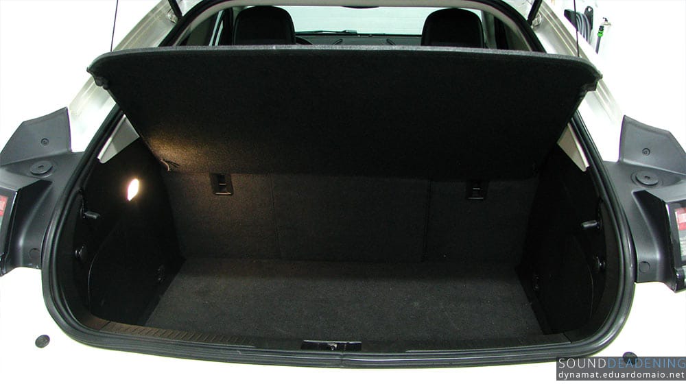 Boot / Trunk with the VoltShelf
